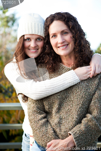 Image of Mother and daughter