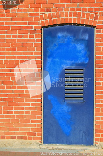Image of Building Entrance