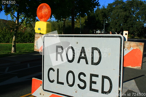 Image of Road Closed Sign 