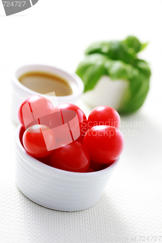 Image of ingredients for salad