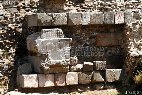 Image of "Temple of the Feathered Serpent" wall detail in Teotihuacan, Me