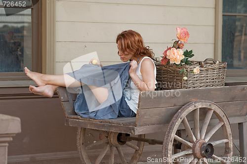 Image of Women in old cart