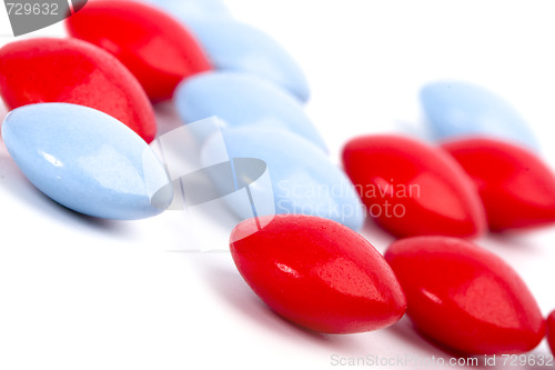 Image of red and blue pills