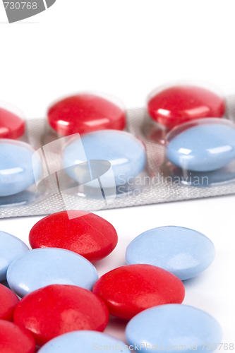 Image of red and blue pills