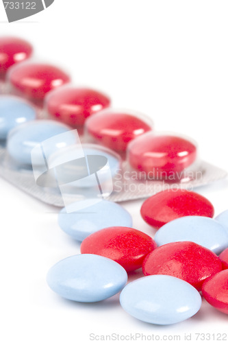 Image of red and blue pills