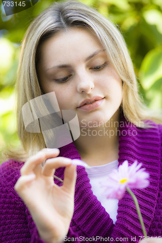 Image of Teen Girl With Daisy