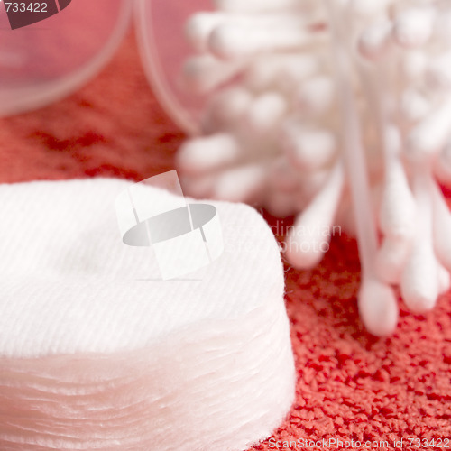 Image of cotton pads