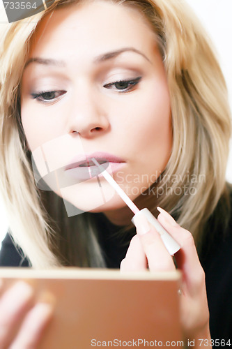 Image of girl to take care of lips