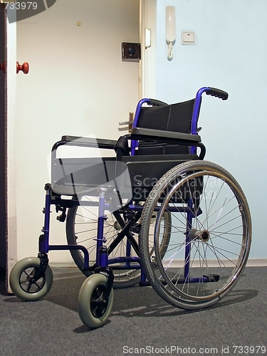 Image of wheelchair in the hospital