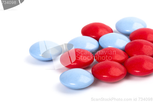 Image of red and blue pills