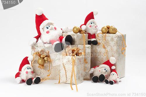 Image of Gifts and gnomes