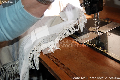 Image of sewing machine