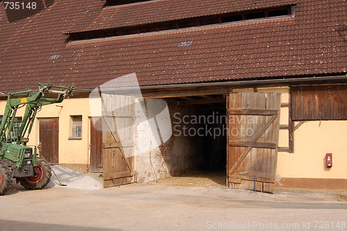 Image of the barn