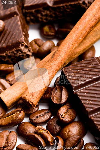 Image of chocolate, coffee and cinnamon sticks