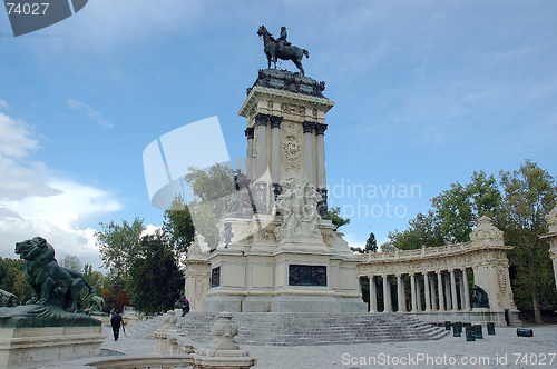 Image of King Alfonso XII monument