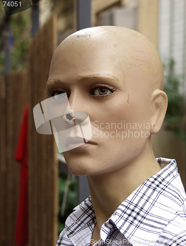 Image of Broken mannequin