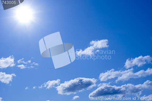 Image of Sun and clouds