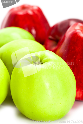 Image of green and red apples