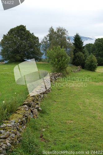 Image of Stone fence 17.07.2005