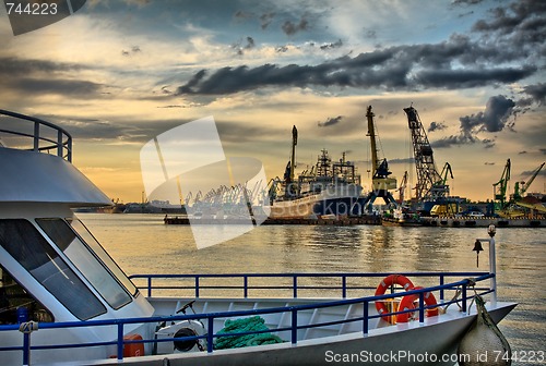 Image of Vessel at the port after storm