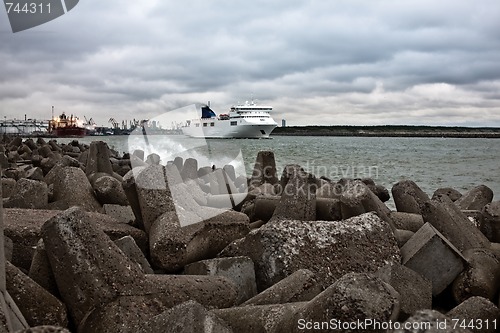 Image of Cruise ferry leaving to the open sea