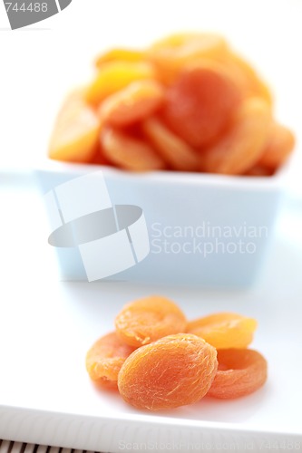 Image of dried apricots