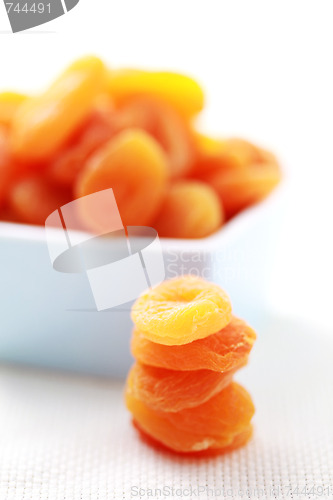 Image of dried apricots