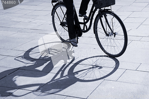 Image of Bike and shadow