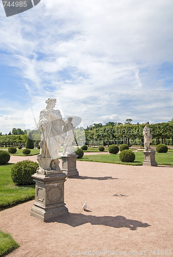 Image of Vertumn, Zephyrus and Pomona statues