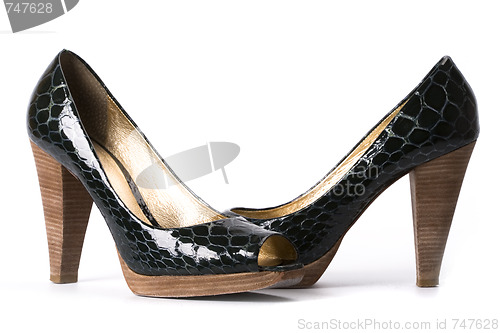 Image of green women shoes