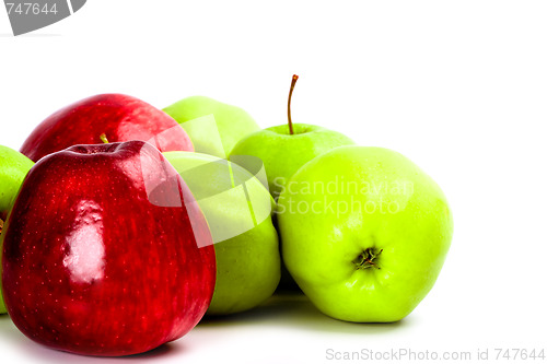 Image of green and red apples