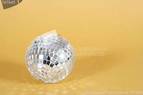 Image of Christmas ball 