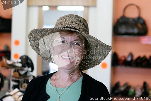 Image of Woman shopping at the mall.