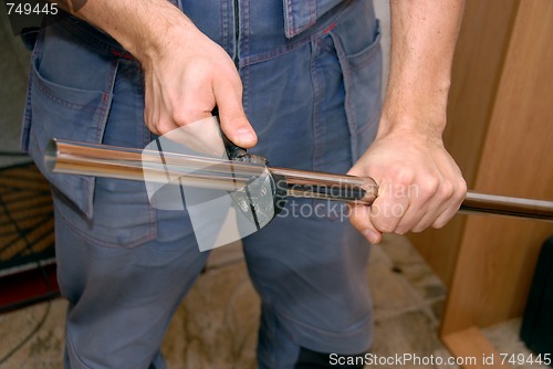 Image of The hands of a worker