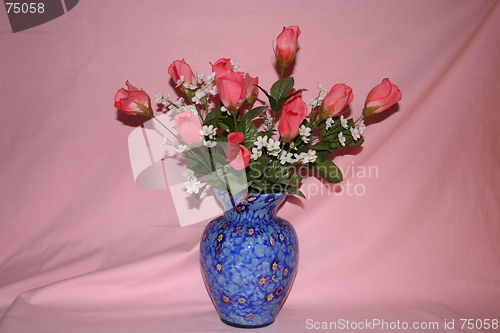 Image of Roses in  blue vase