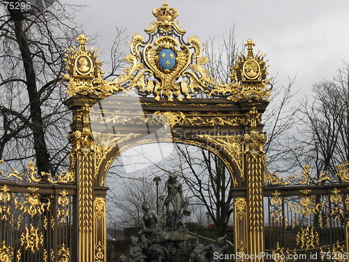 Image of Golden gate