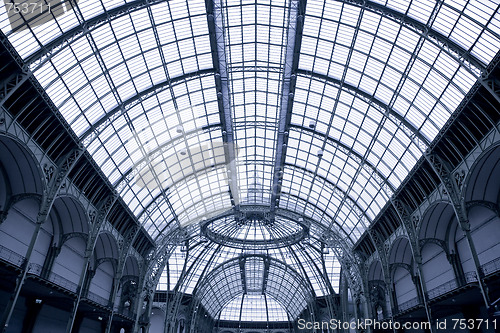 Image of Old construction - Paris