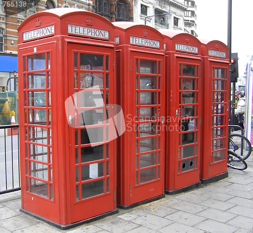 Image of London telephone box