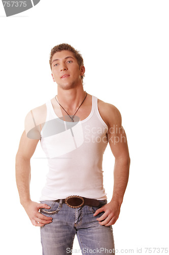 Image of Guy in sleeveless shirt and jeans