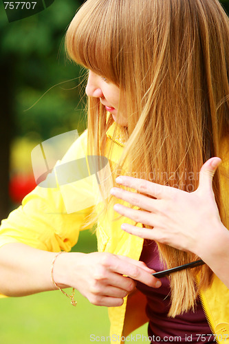 Image of Brushing hairs