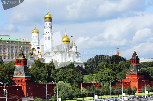 Image of Behind Kremlin walls