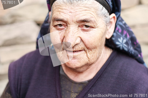 Image of Elderly woman with piercing gaze