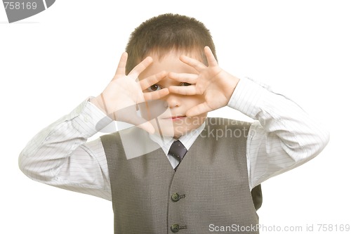 Image of Looking through fingers