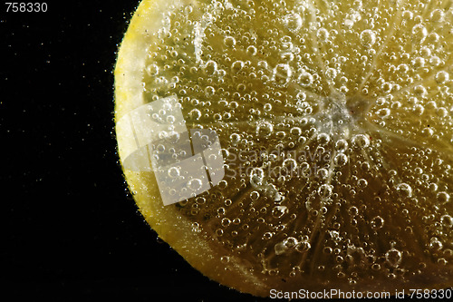 Image of Lemon in bubbles
