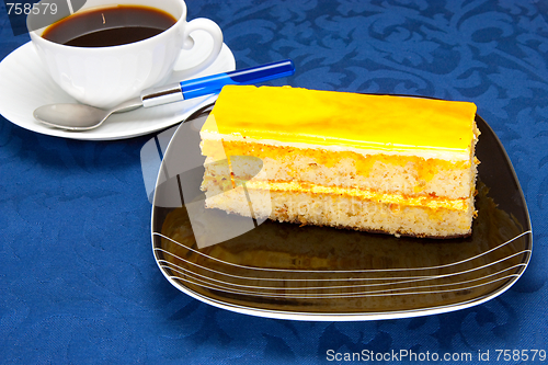 Image of Cake in a plate