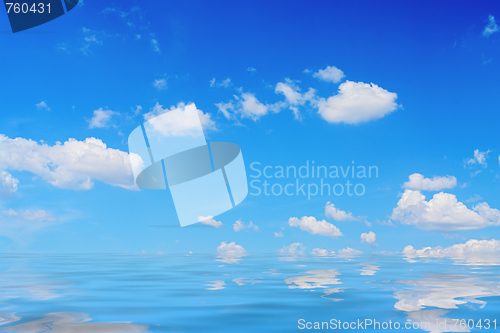 Image of blue sky 