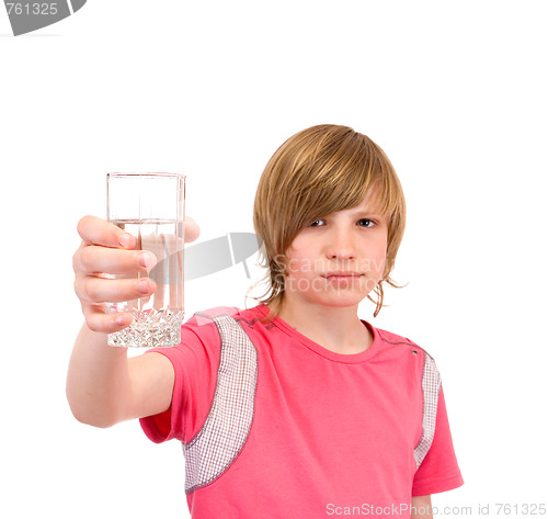 Image of teenager to drink water