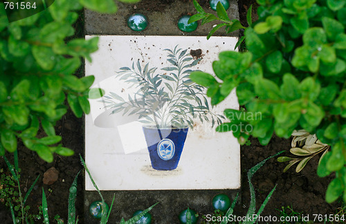 Image of Garden tile. 