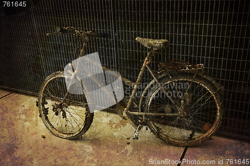 Image of Bike in decay