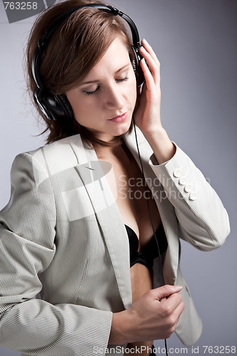 Image of Music woman